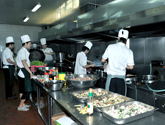 餐厅后厅