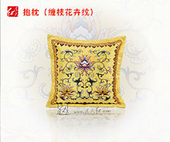缠枝花卉纹