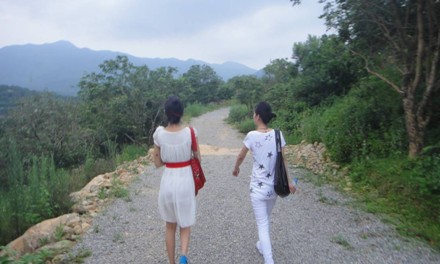 人生就像一场旅行,在乎的不是目的地,而是沿_