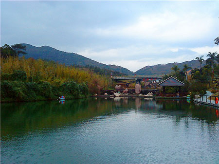 聚龙小镇位于福建省惠安县黄塘镇境内风景秀丽