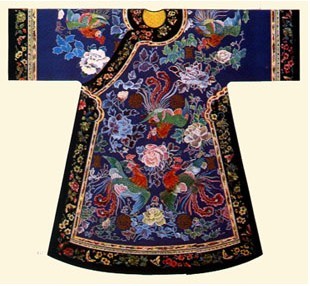 清代皇后袍服凤穿牡丹_图案寓意