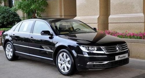 买了百万车 被人当帕萨特 啥眼神_趣闻乐事